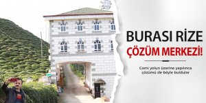 Cami yolun üzerine yapılınca çözümü de böyle buldular