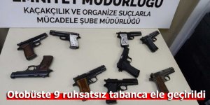 Otobüste 9 ruhsatsız tabanca ele geçirildi