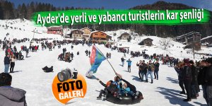 Ayder'de yerli ve yabancı turistlerin kar şenliği