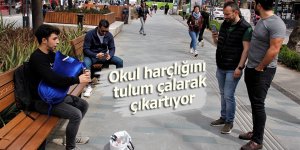 Nefesiyle okul harçlığını çıkartıyor