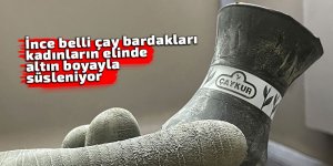 Altın boyalı ince belli çay bardakları