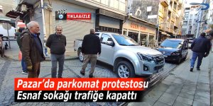 Pazar'da esnaf sokağı trafiğe kapattı!