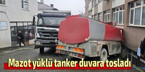 Mazot yüklü tanker duvara tosladı