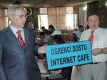 Rize'de öğrenci dostu internet kafe